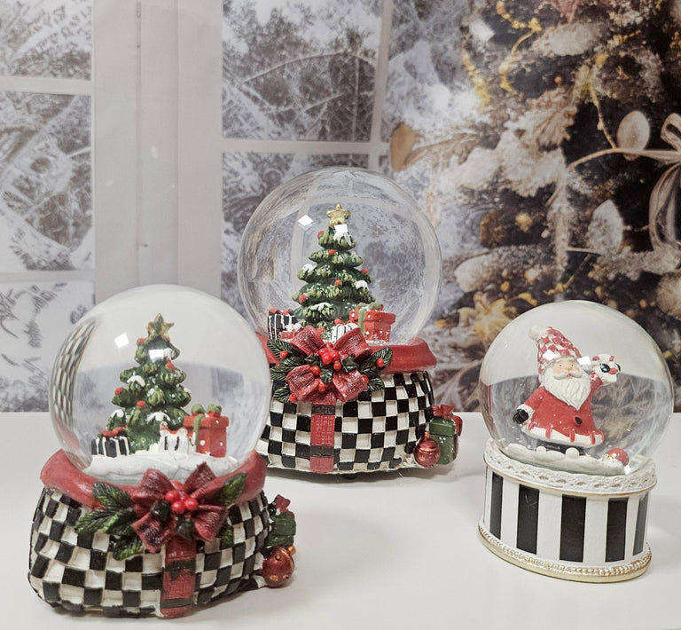 2 stylische Schneekugeln Schneemann Weihnachtsmann im Streifen-Look 65mm Durchmesser - Schneekugelhaus