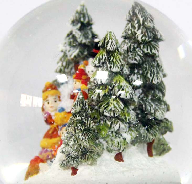 Nostalgie-Schneekugel mit Kindern und Schneemann mit Spieluhr - 100mm Durchmesser