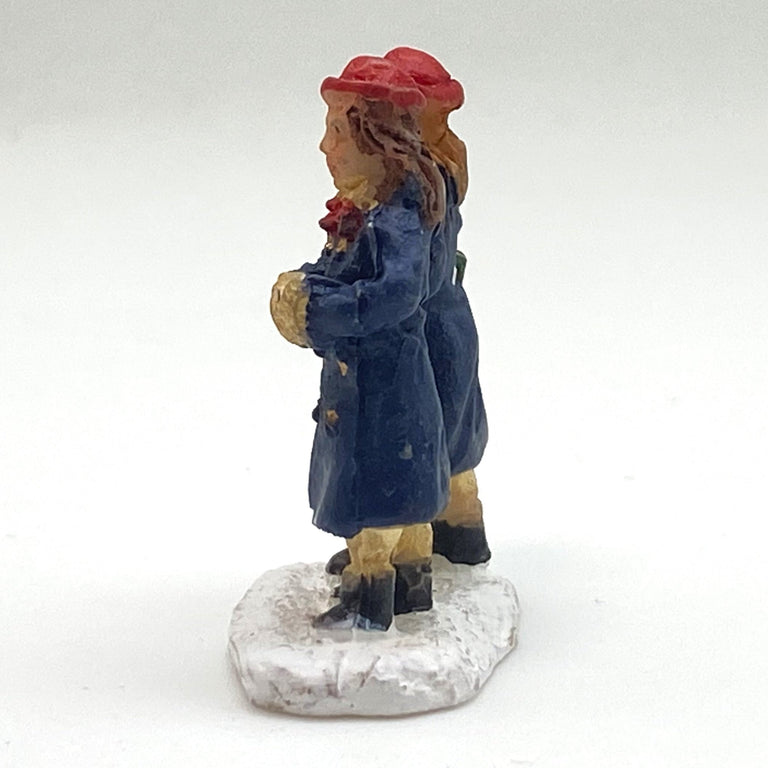 Innenmodell „2 Mädchen unterwegs“ - 28 x 33 mm - Schneekugelhaus