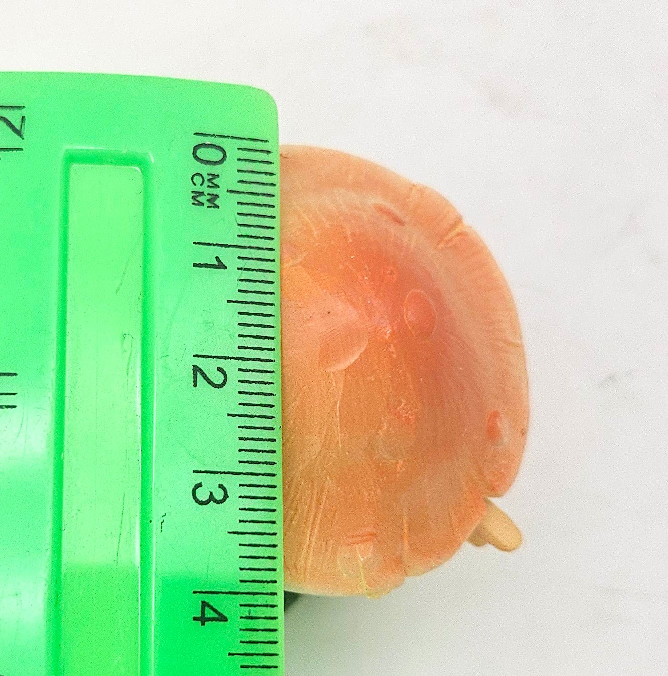 Innenmodell „Blumenfee unter Pilz“ Flügel orange - 46mm x 55mm - Schneekugelhaus