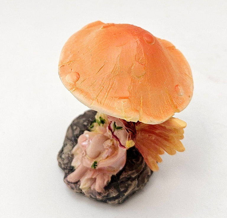 Innenmodell „Blumenfee unter Pilz“ Flügel orange - 46mm x 55mm - Schneekugelhaus