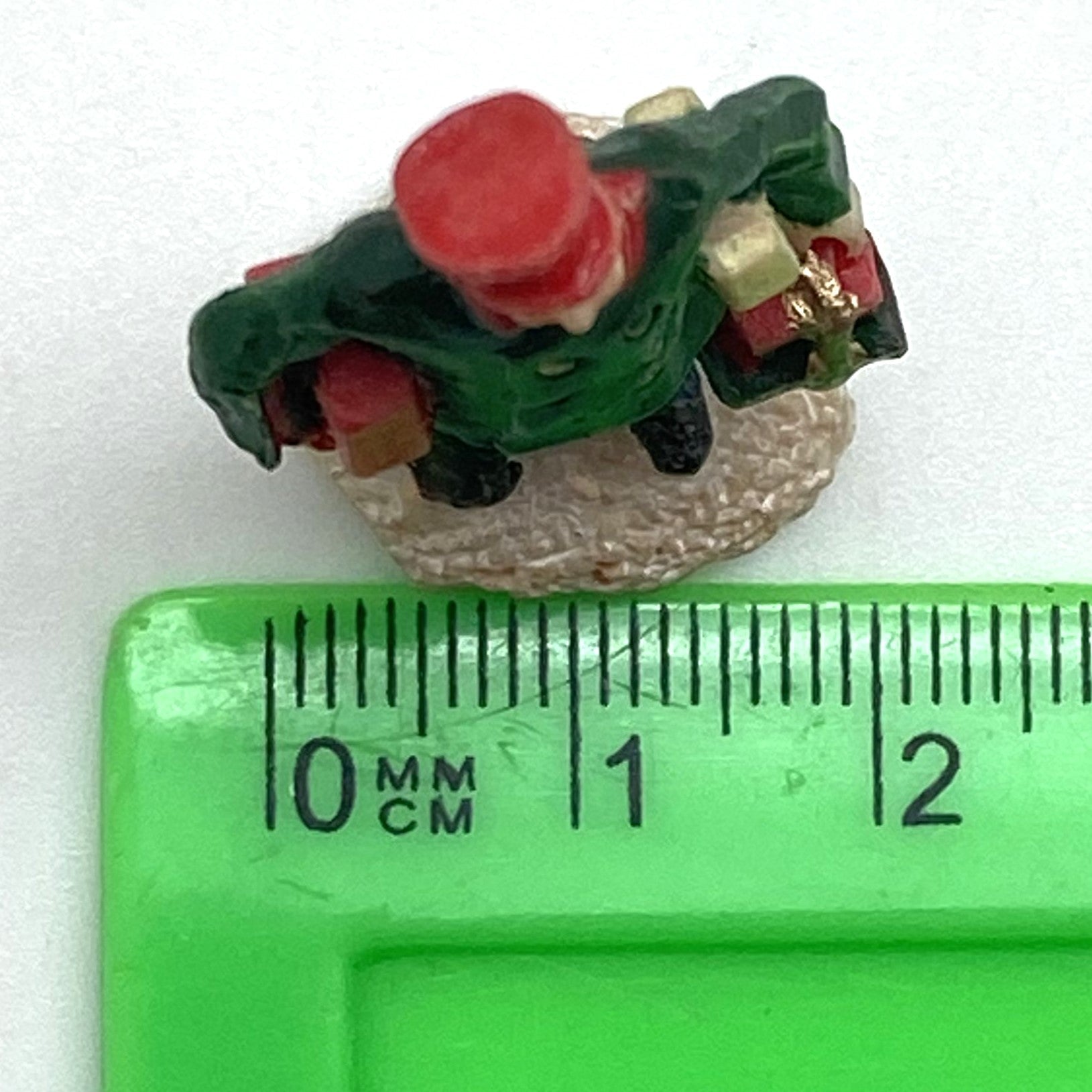 Innenmodell „Bote mit Geschenken“ - 25 x 43 mm - Schneekugelhaus
