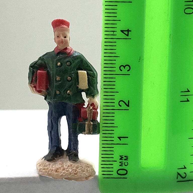Innenmodell „Bote mit Geschenken“ - 25 x 43 mm - Schneekugelhaus