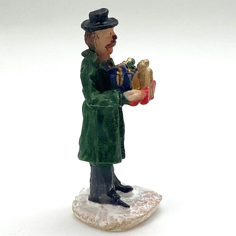 Innenmodell „Butler mit Geschenken“ - 20 x 43 mm - Schneekugelhaus