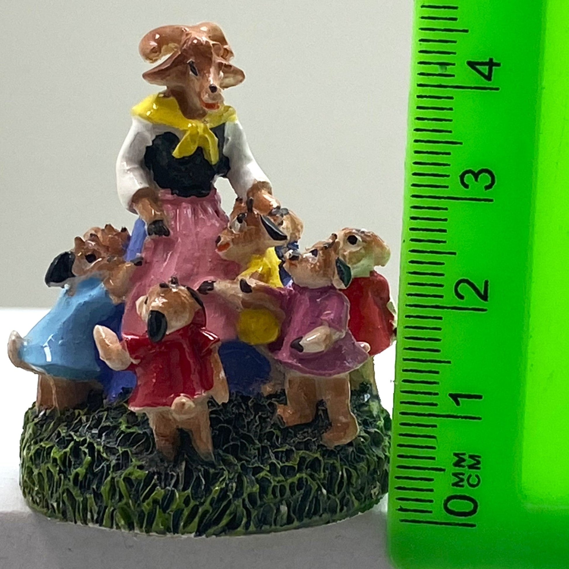 Innenmodell „der Wolf und die sieben Geislein“ - 38 x 46 mm - Schneekugelhaus