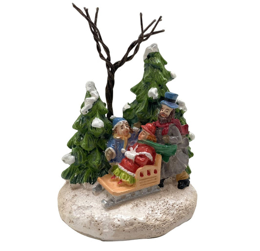 Innenmodell "Familie mit Schlitten im Winterwald" - 55 x 77 mm - Schneekugelhaus