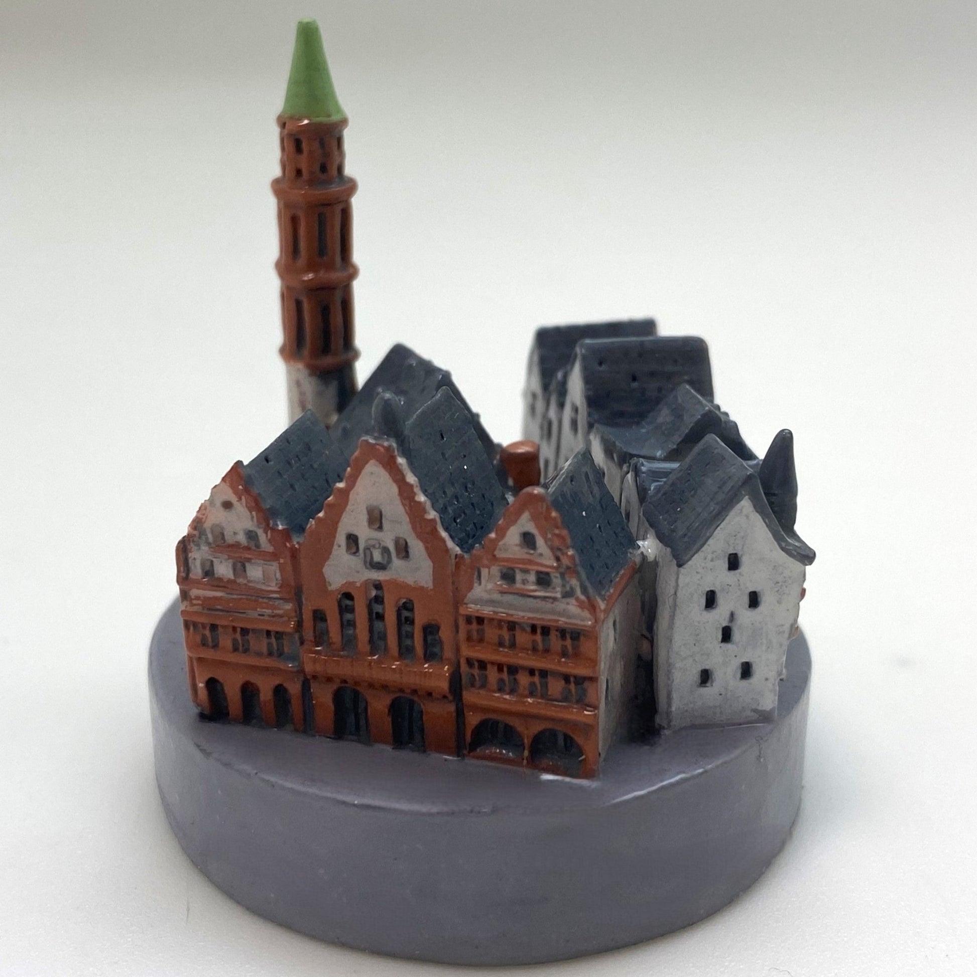 Innenmodell „Frankfurt Römer“ - 39 x 43 mm - Schneekugelhaus