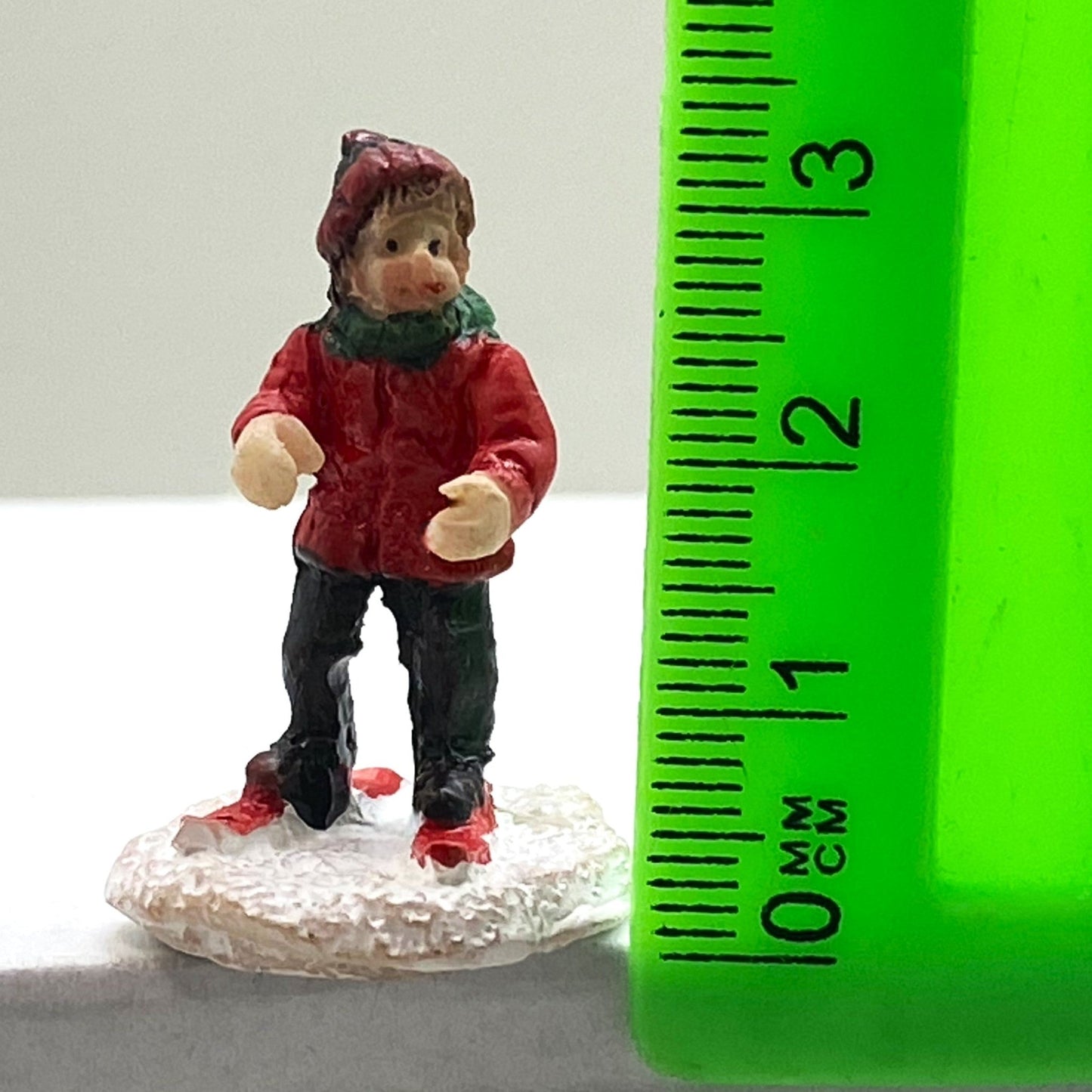 Innenmodell „Junger Skifahrer“ - 25 x 33 mm - Schneekugelhaus