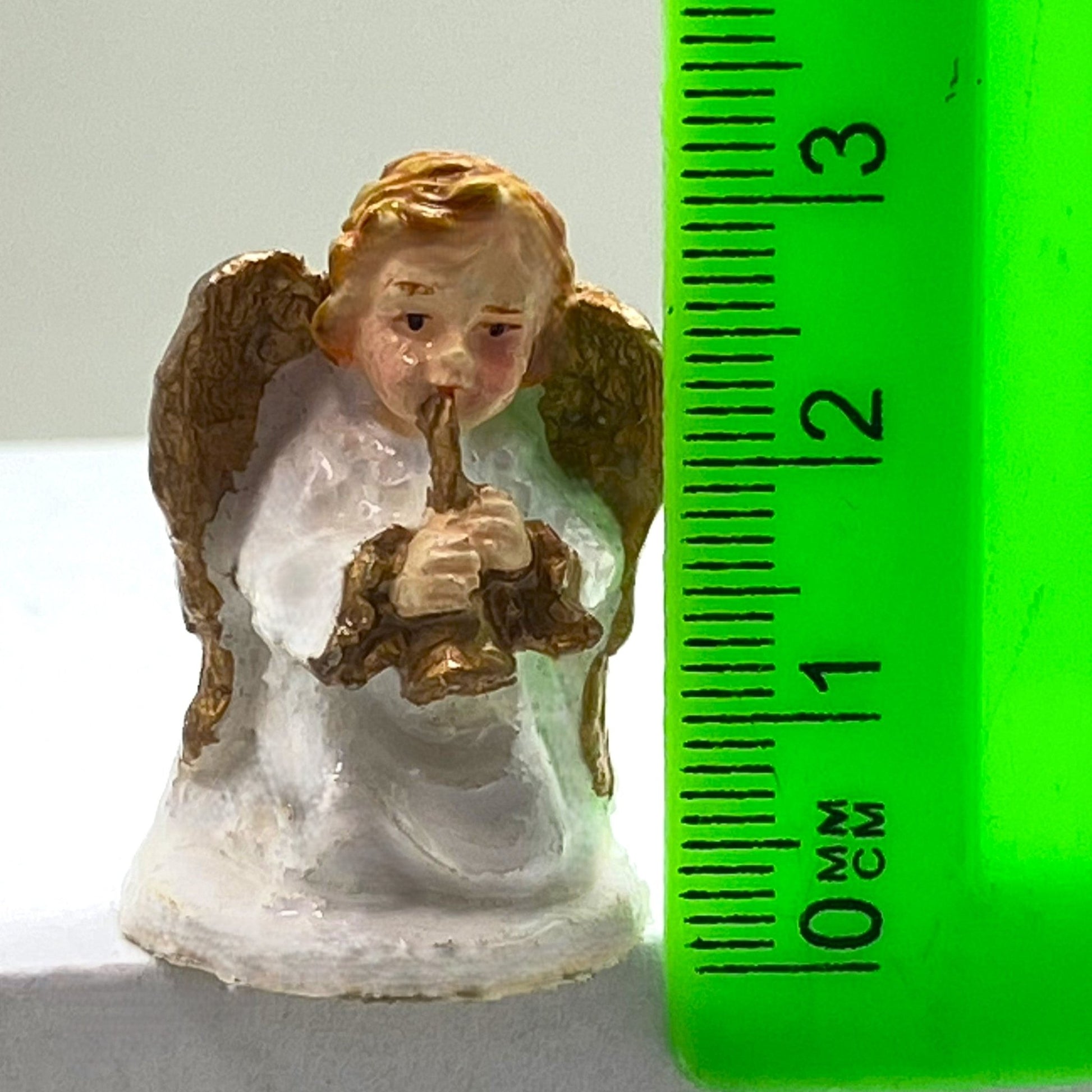 Innenmodell "kleiner Engel mit Tröte" - 33 x 23 mm - Schneekugelhaus