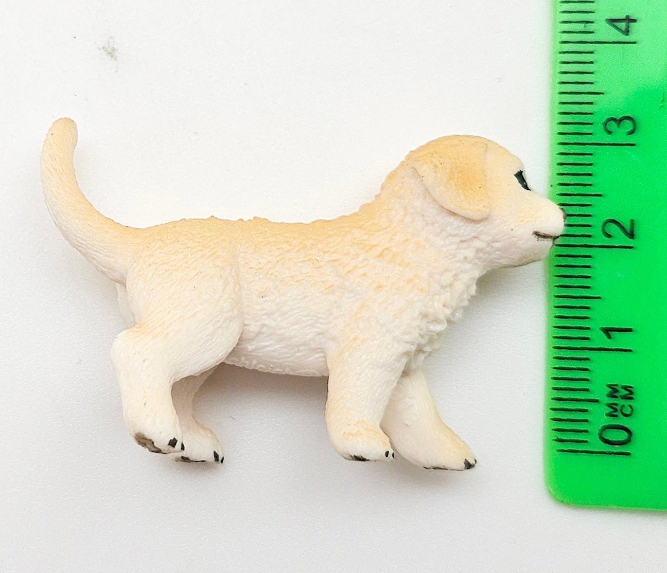 Innenmodell Schleich Tier Golden Retriever Welpe - 50 x 32 mm - Schneekugelhaus