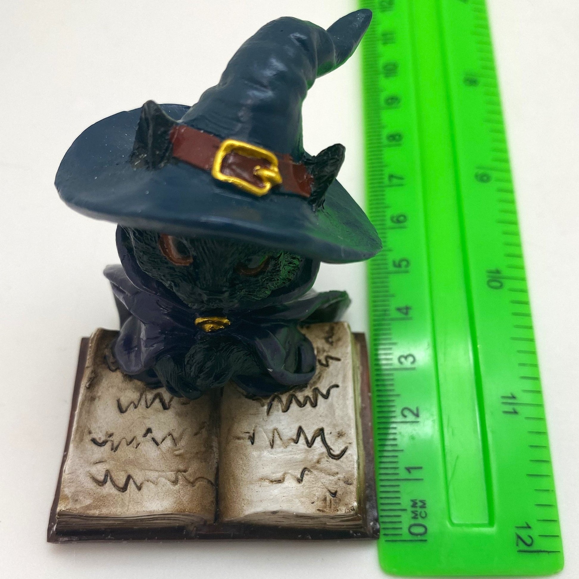 Innenmodell "Schwarze Katze mit blauen Hut" - 50 x 70 mm - Schneekugelhaus