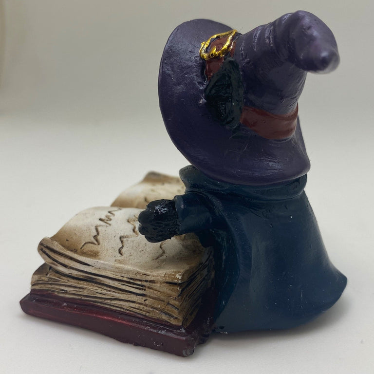 Innenmodell "Schwarze Katze mit lila Hut" - 50 x 70 mm - Schneekugelhaus