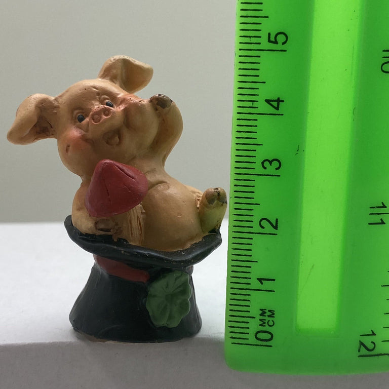 Innenmodell "Schwein mit Pilz" - 30 x 47 mm - Schneekugelhaus