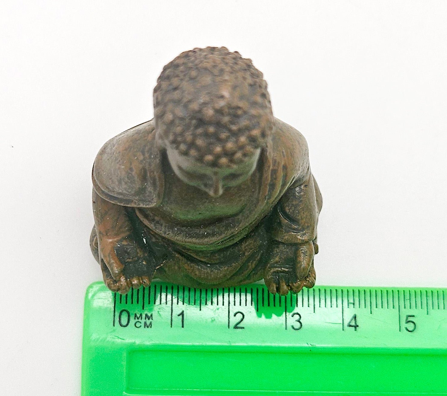 Innenmodell „Thai Buddha meditiert“ - 40mm x 62mm - Schneekugelhaus