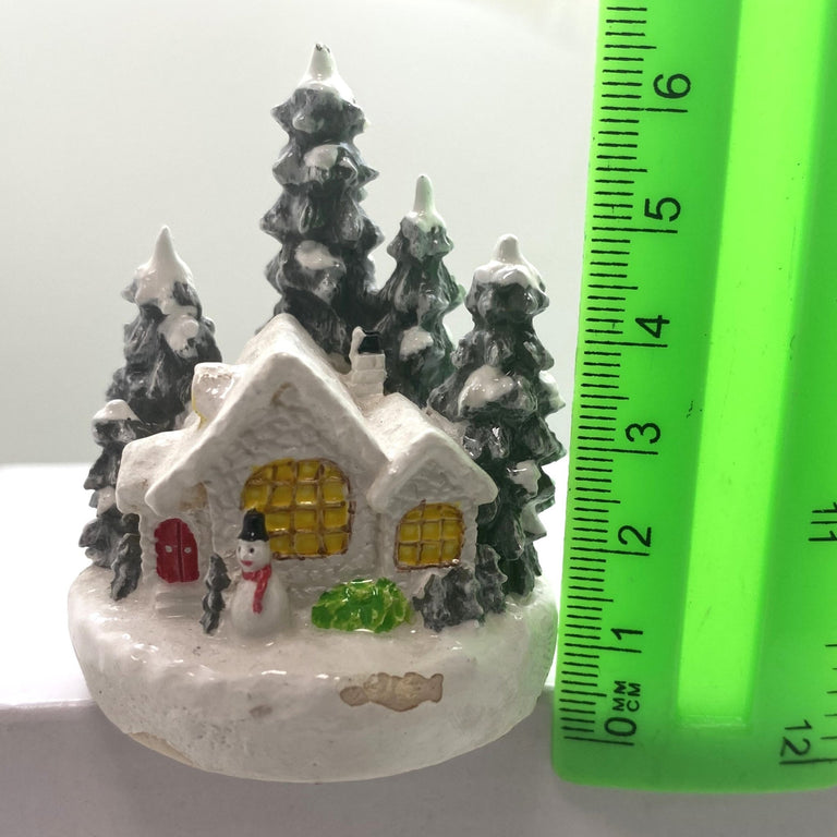 Innenmodell "Weihnachtshütte" - 55 x 67 mm - Schneekugelhaus