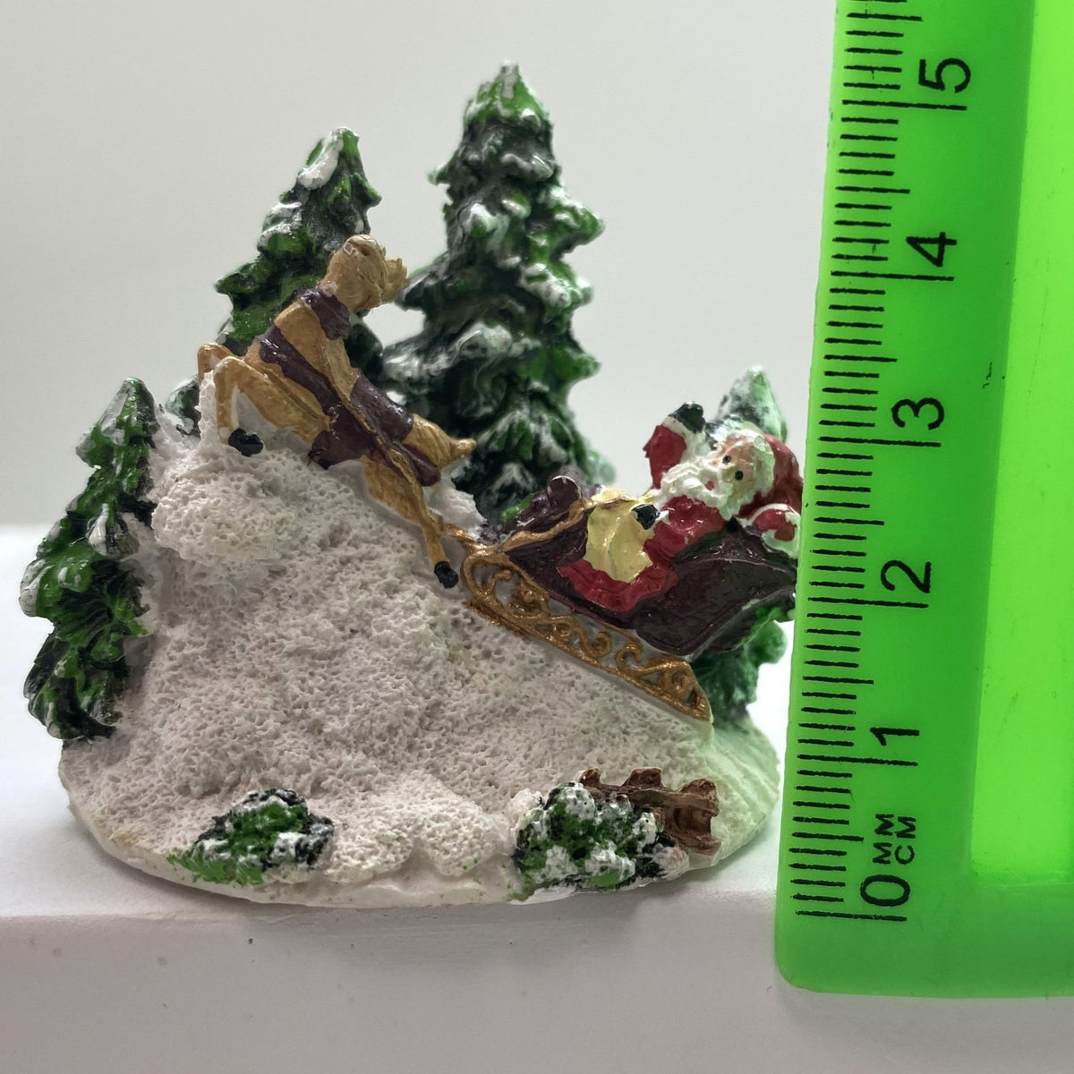 Innenmodell "Weihnachtsmann im Schlitten" - 55 x 57 mm - Schneekugelhaus