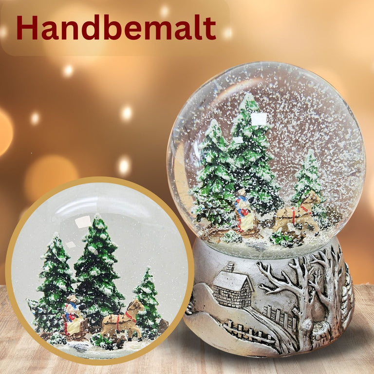 Nostalgische Schneekugel Schlittenfahrt auf Silber Landschaft 100 mm Durchmesser mit Spieluhr - Schneekugelhaus