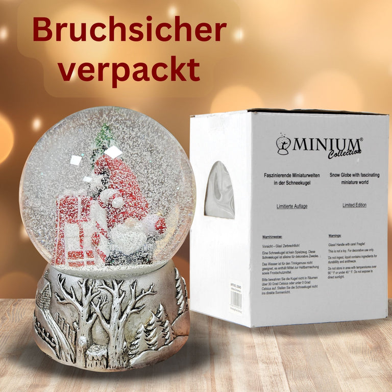 Nostalgische Schneekugel Weihnachtswichtel Silber Landschaft 100 mm Durchmesser mit Spieluhr - Schneekugelhaus