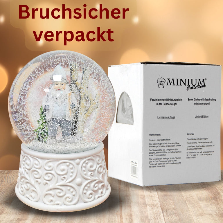 Nostalgische Schneekugel Wichtel weiß grau auf Ornamente 100 mm Durchmesser mit Spieluhr - Schneekugelhaus