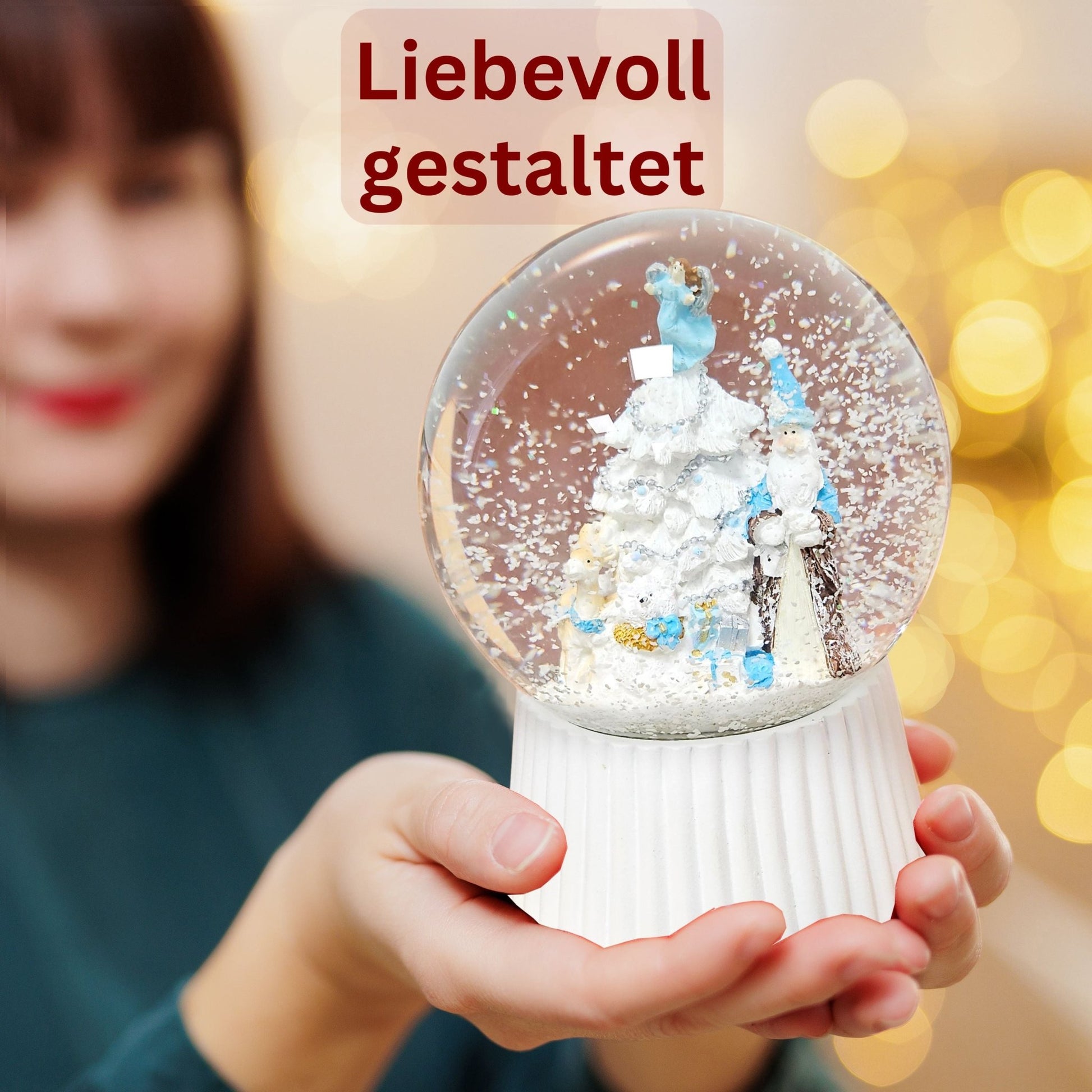 Schneekugel Weihnachtsmann mit Spieluhr, blau silber auf weiß geriffelt - 120 mm Durchmesser - Schneekugelhaus