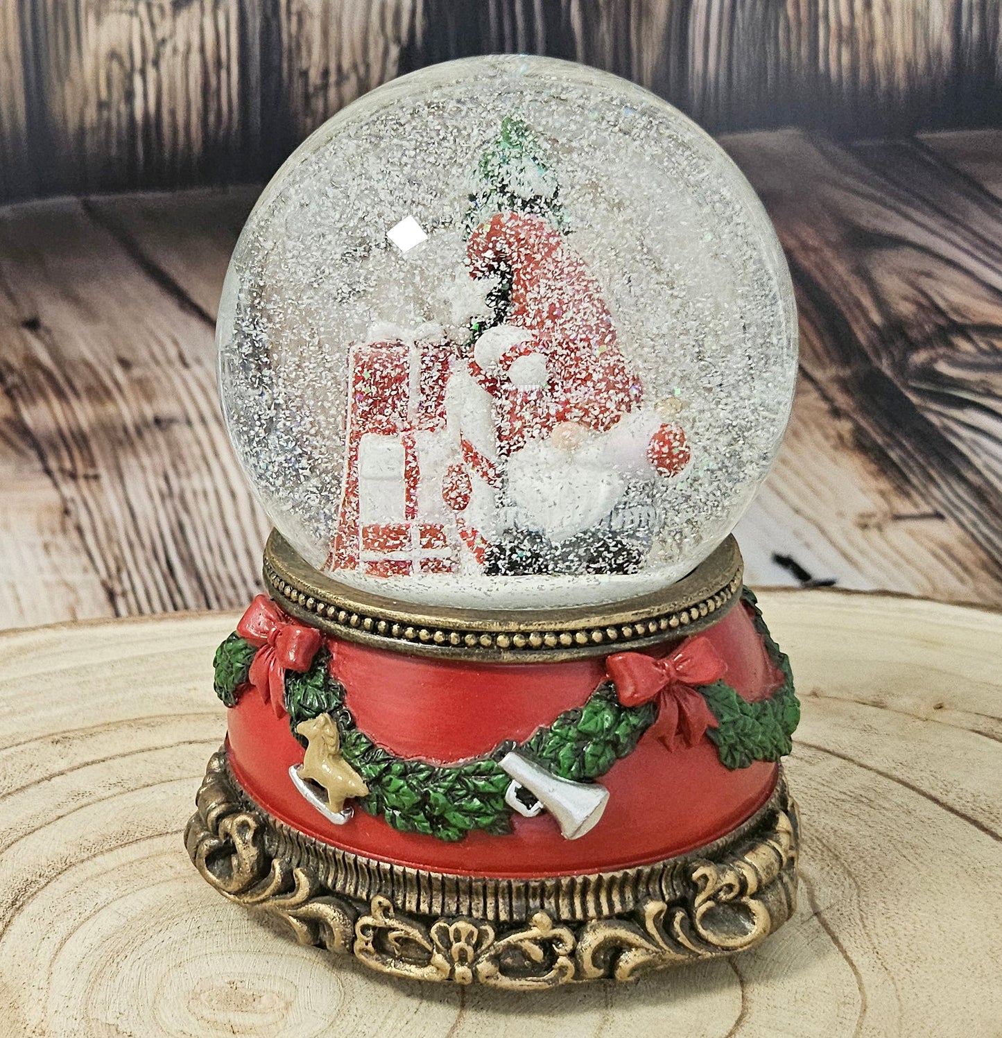 Schöne Schneekugel Wichtel Christbaum auf Sockel Weihnachtsdekor rot mm Durchmesser mit Spieluhr - Schneekugelhaus