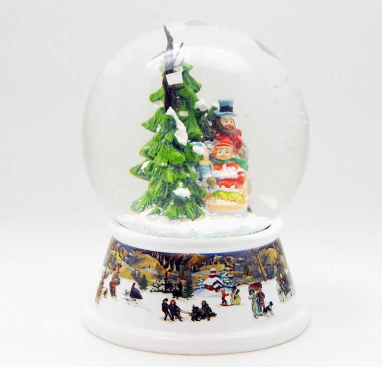 Schneekugel Familienspaziergang im Winterwald auf Sockel nostalgische Winterlandschaft mit Spieluhr 10 cm Durchmesser - Schneekugelhaus